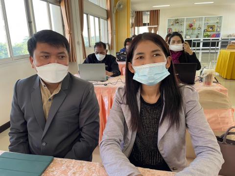 อบรมระบบปัจจัยพื้นฐานนักเรียนยากจน