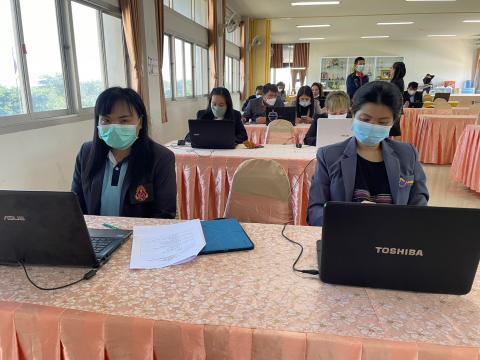 อบรมระบบปัจจัยพื้นฐานนักเรียนยากจน
